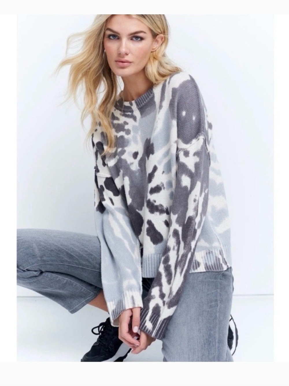 Lisa Todd Gray White Tie Dye Dreamscape Crewneck Sweater Medium Size Large